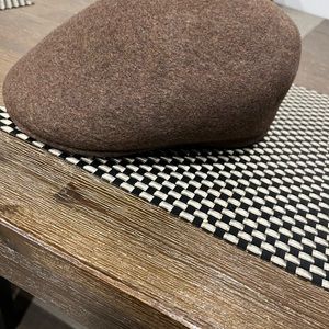 Brooks wool hat size 7